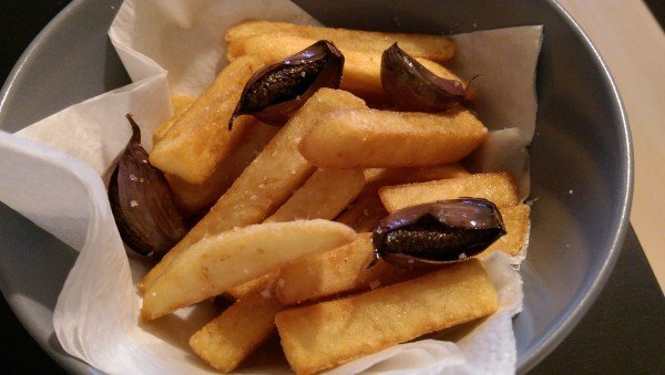 Batata frita com alho tostado - Receita de Viagem