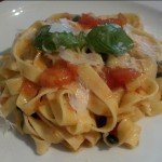 O que comer (e beber!) para curar a ressaca