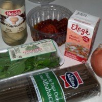 Preparando Molho de Tomates Secos 1