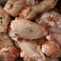 Chicken Wings temperadas com sal e pimenta – Receita de Viagem