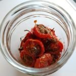 Tomates confitados no forno